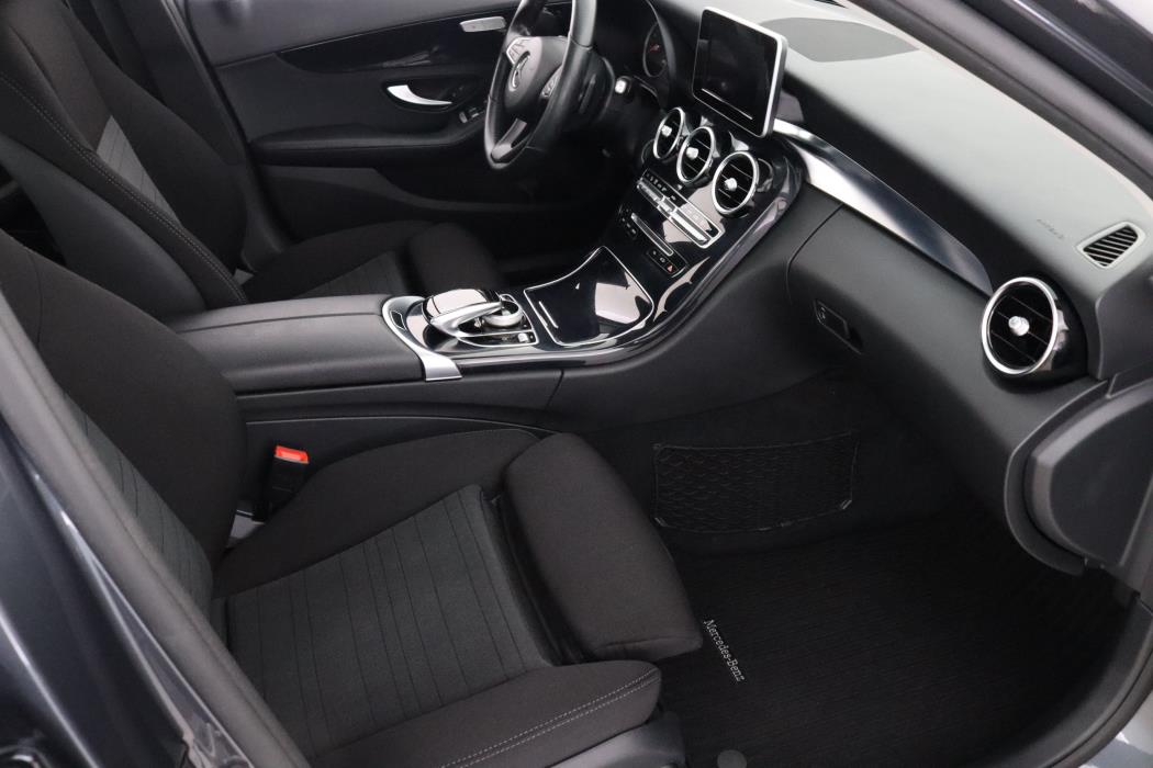 MERCEDES-BENZ C 2015