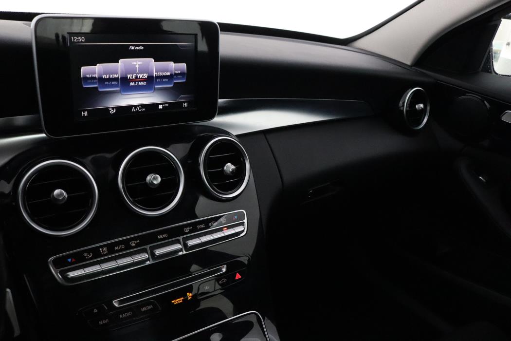 MERCEDES-BENZ C 2015
