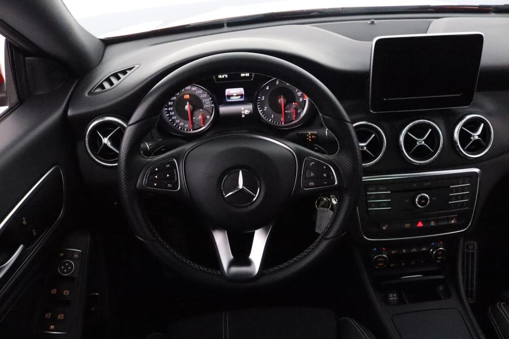MERCEDES-BENZ CLA 2016