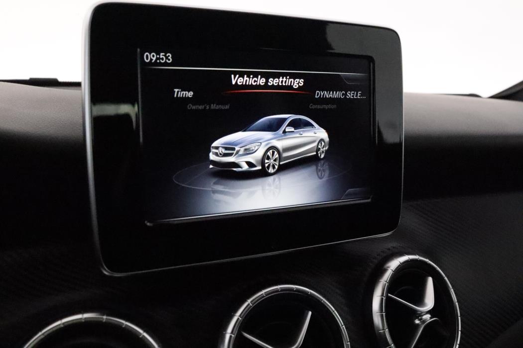 MERCEDES-BENZ CLA 2016