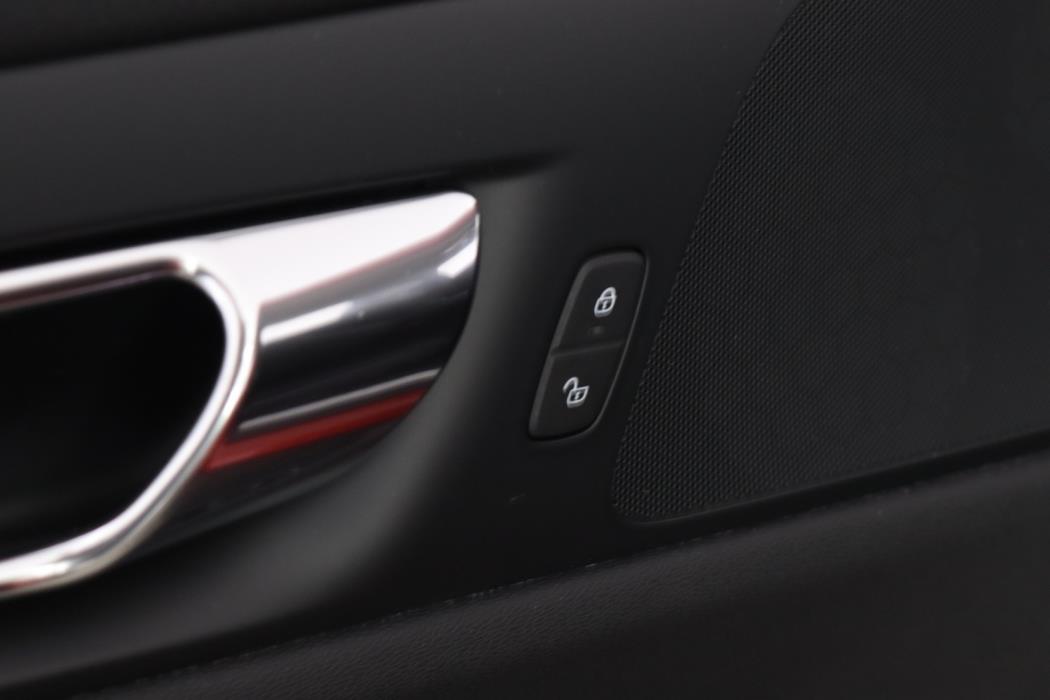 VOLVO V60 Cross Country 2019