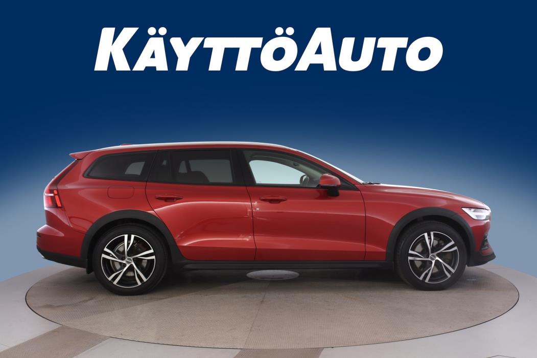 VOLVO V60 Cross Country 2019