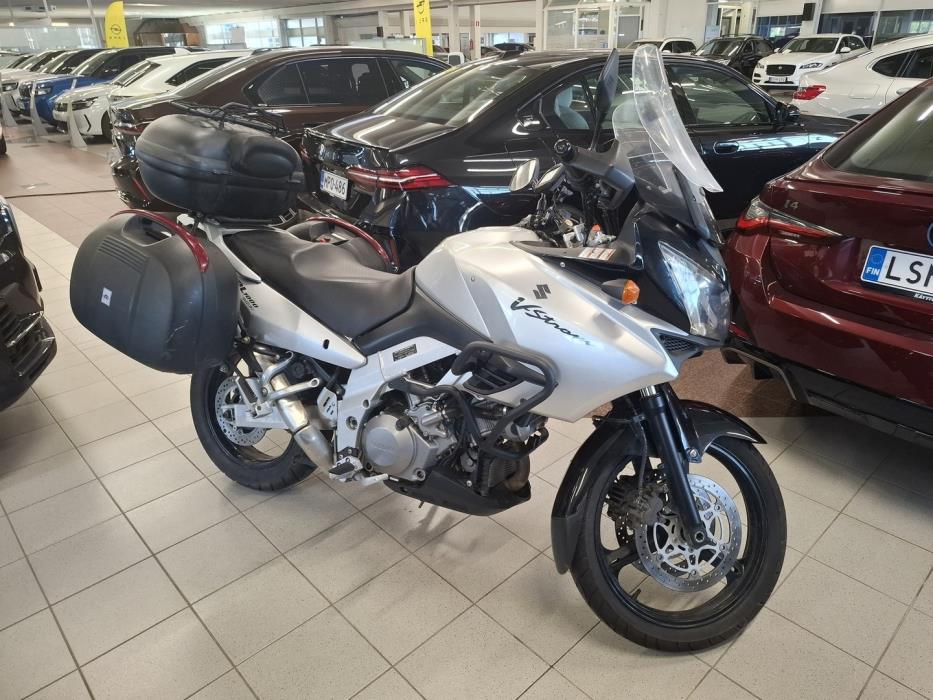 SUZUKI DL 2004