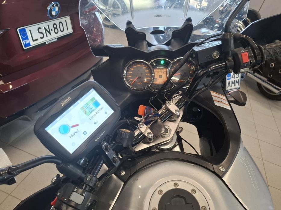 SUZUKI DL 2004