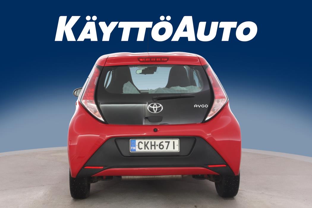 TOYOTA AYGO 2016