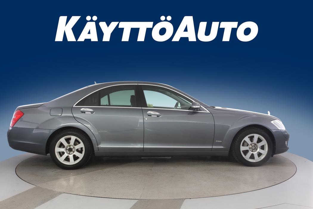 MERCEDES-BENZ S 2006