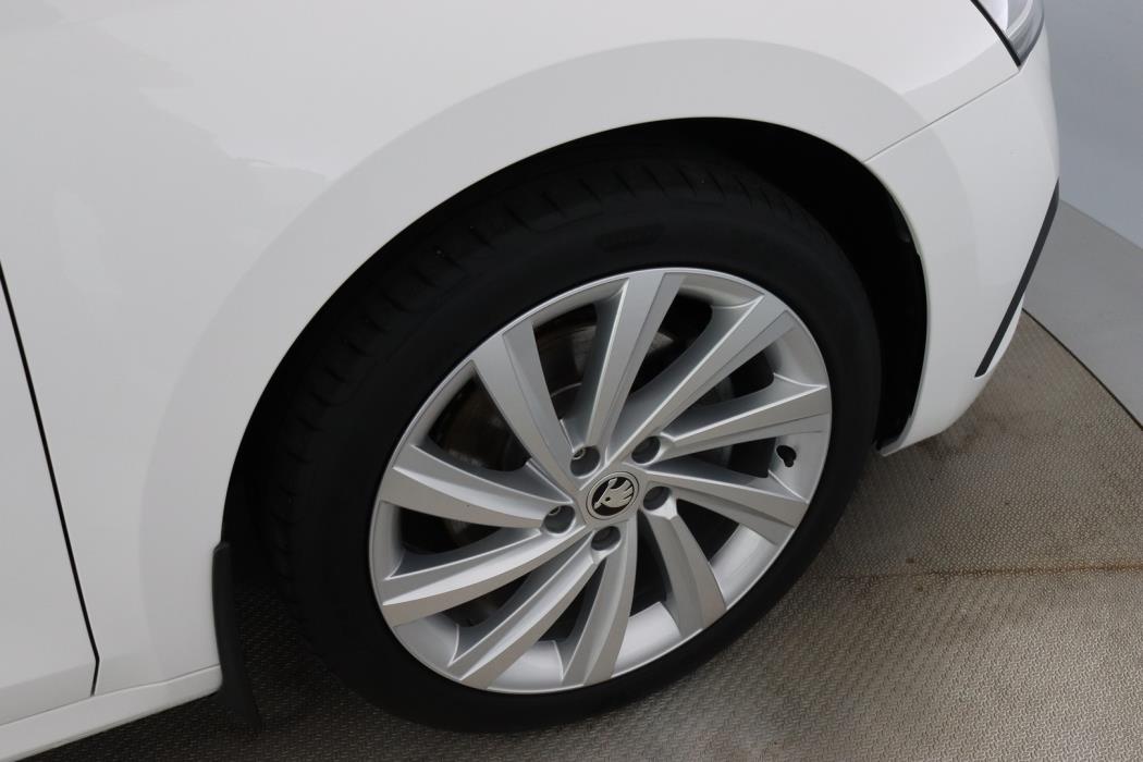SKODA Octavia 2021