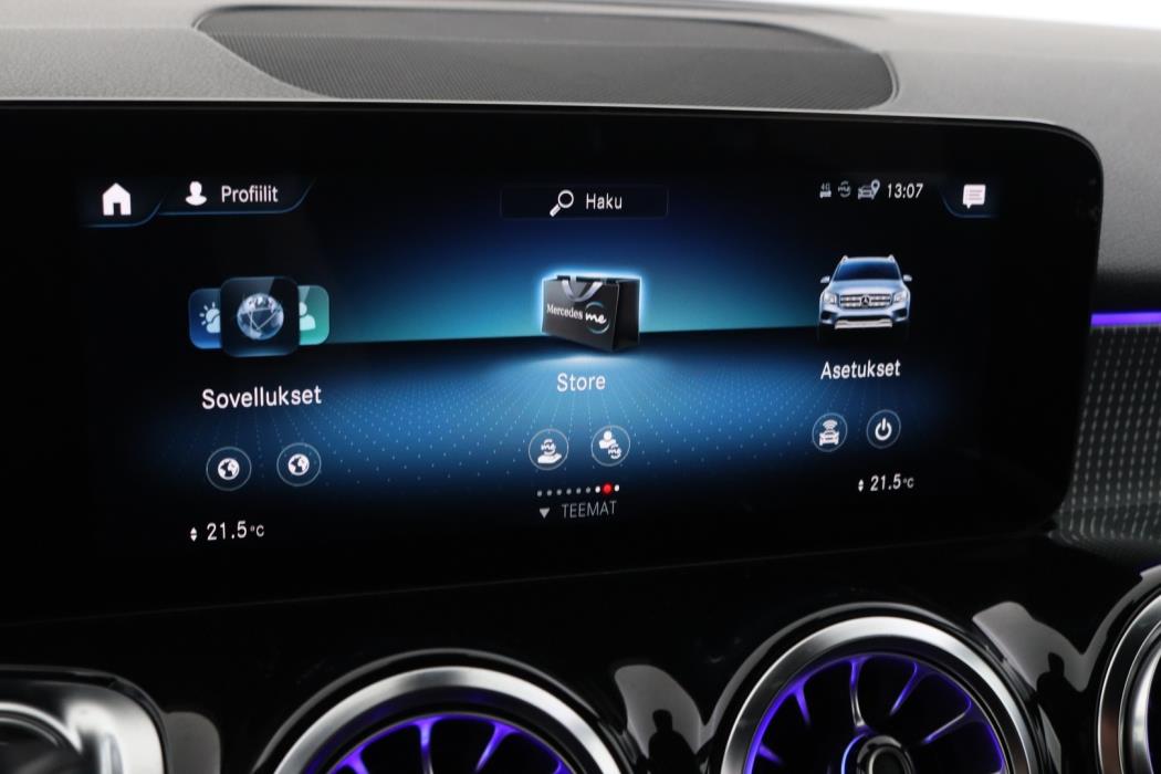 MERCEDES-BENZ GLB 2021