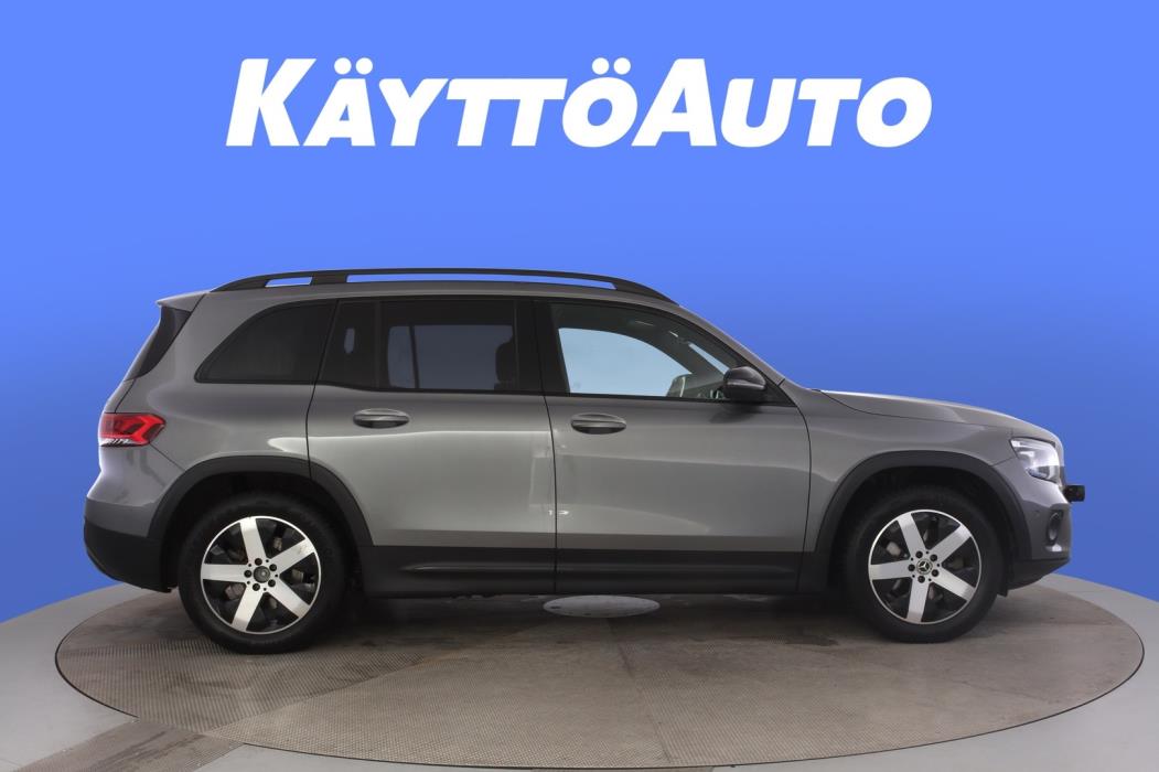 MERCEDES-BENZ GLB 2021