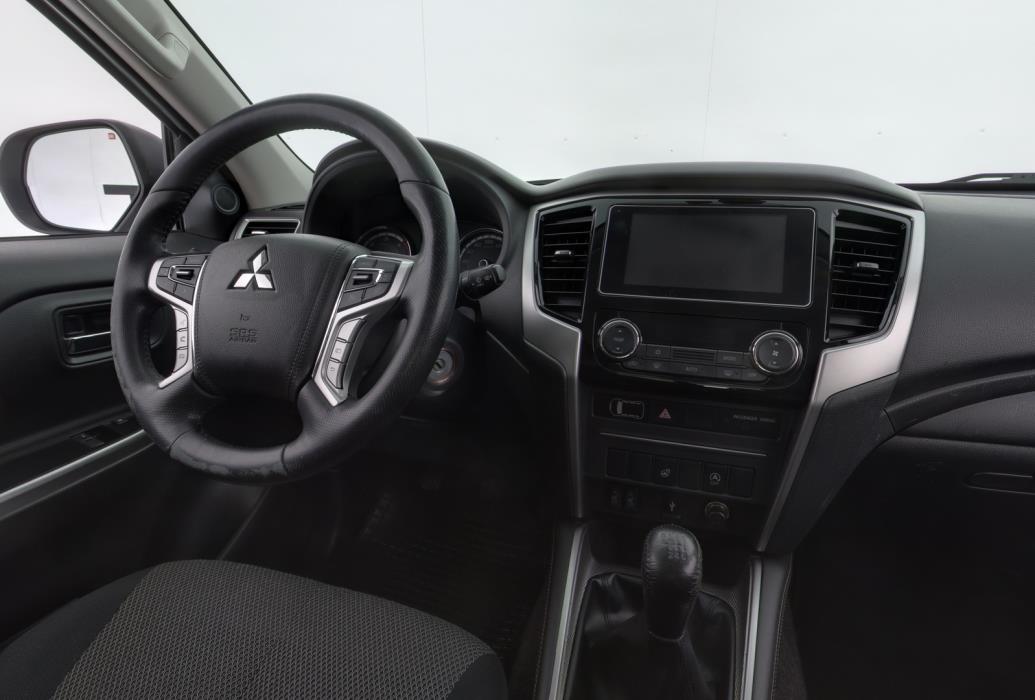 MITSUBISHI L200 2022