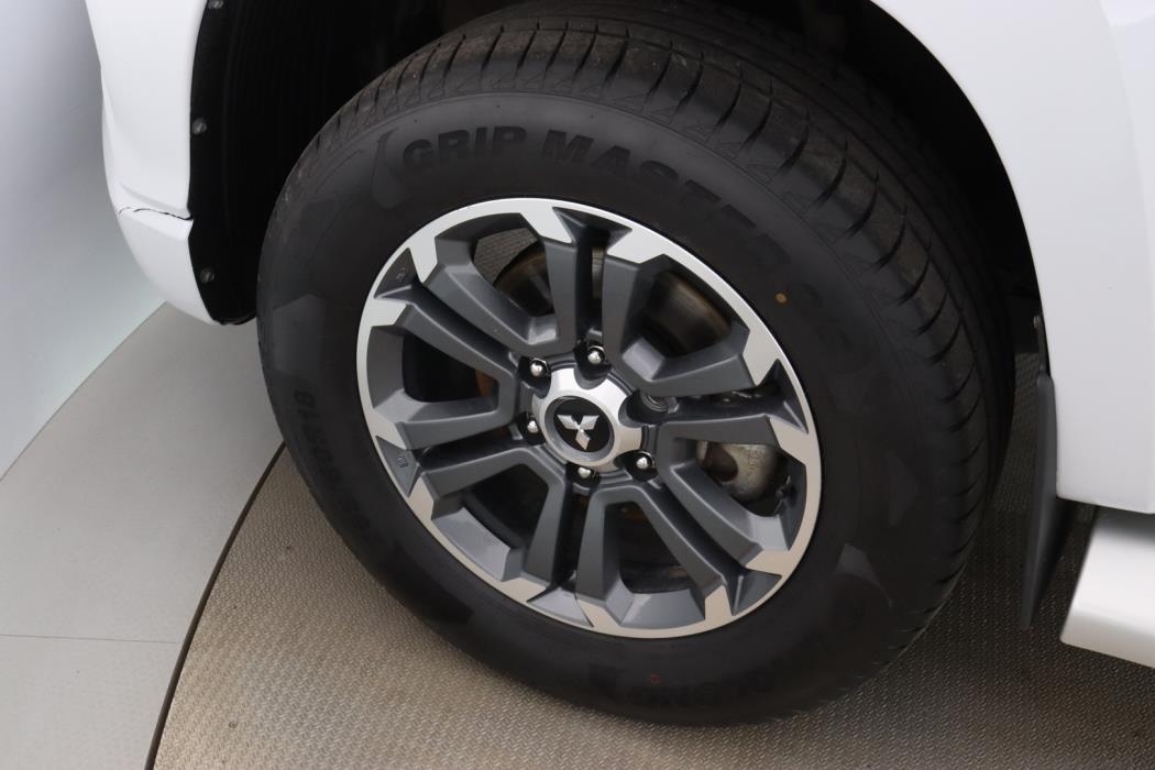 MITSUBISHI L200 2022