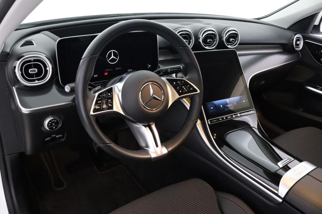 MERCEDES-BENZ C 2022