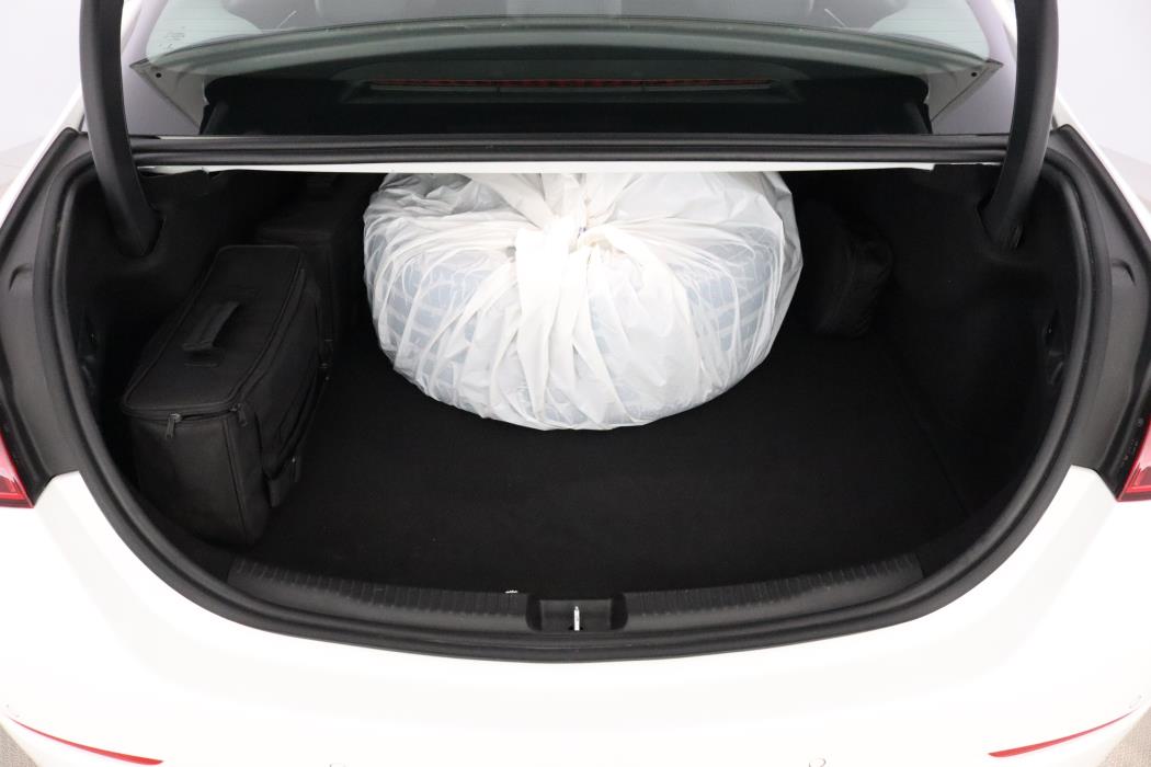 MERCEDES-BENZ C 2022