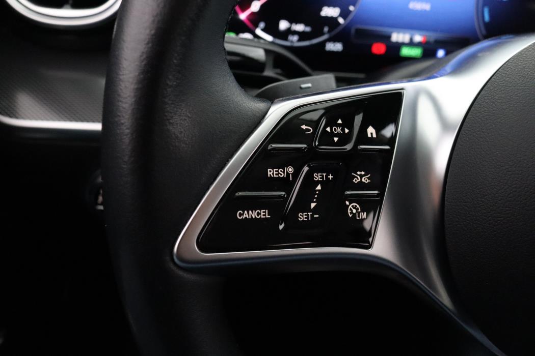 MERCEDES-BENZ C 2022