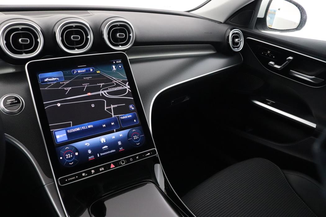 MERCEDES-BENZ C 2022