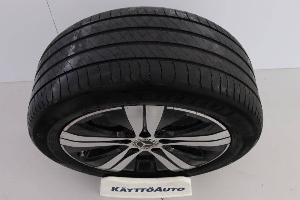 MERCEDES-BENZ C 2022