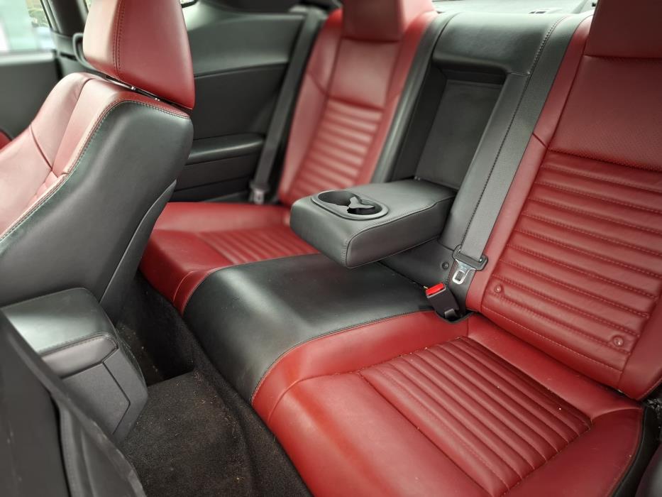 Dodge Challenger 2013