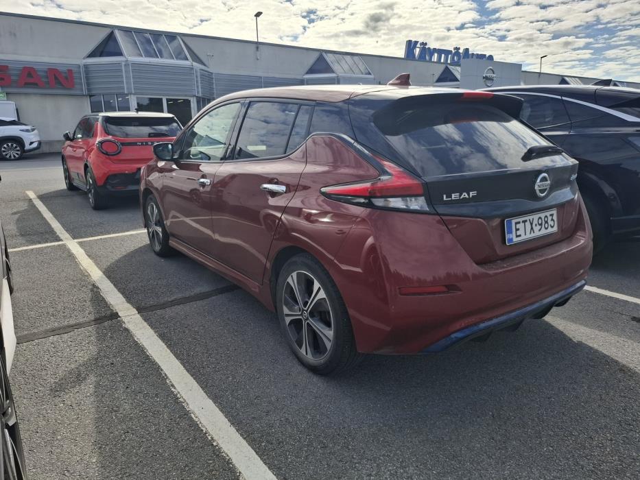 NISSAN Leaf 2021