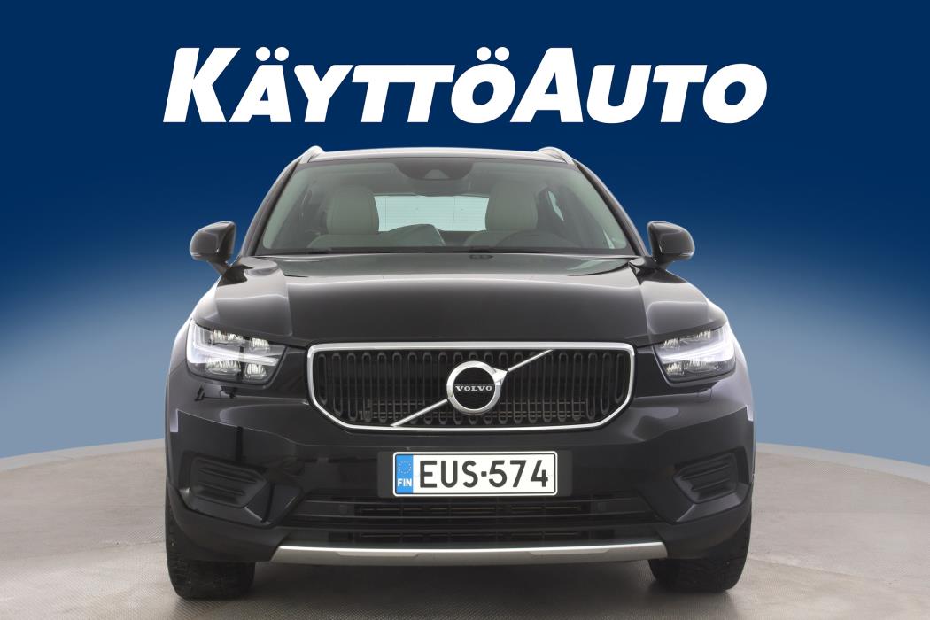 VOLVO XC40 2020
