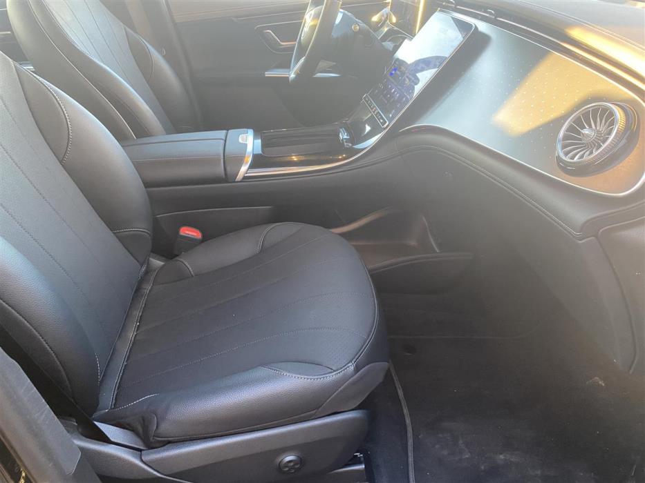 MERCEDES-BENZ EQE 2024