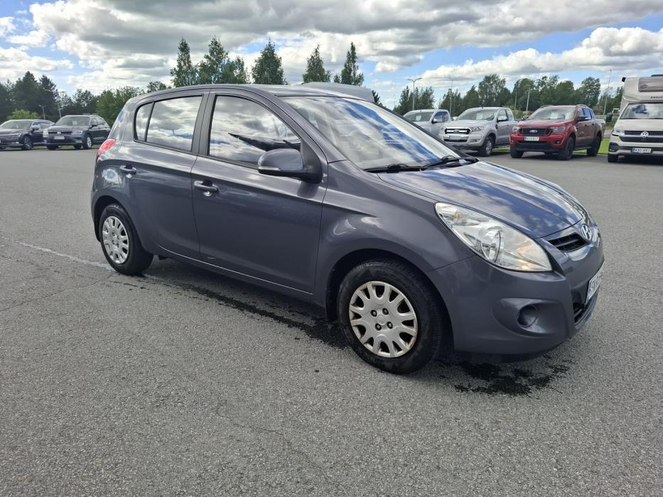 HYUNDAI i20 2012