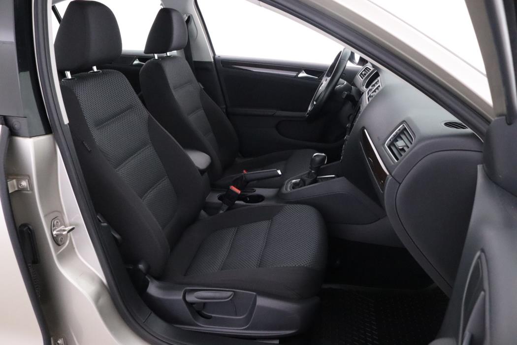 VOLKSWAGEN Jetta 2015