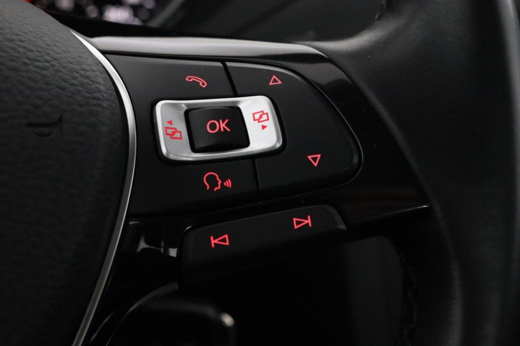 VOLKSWAGEN Jetta 2015