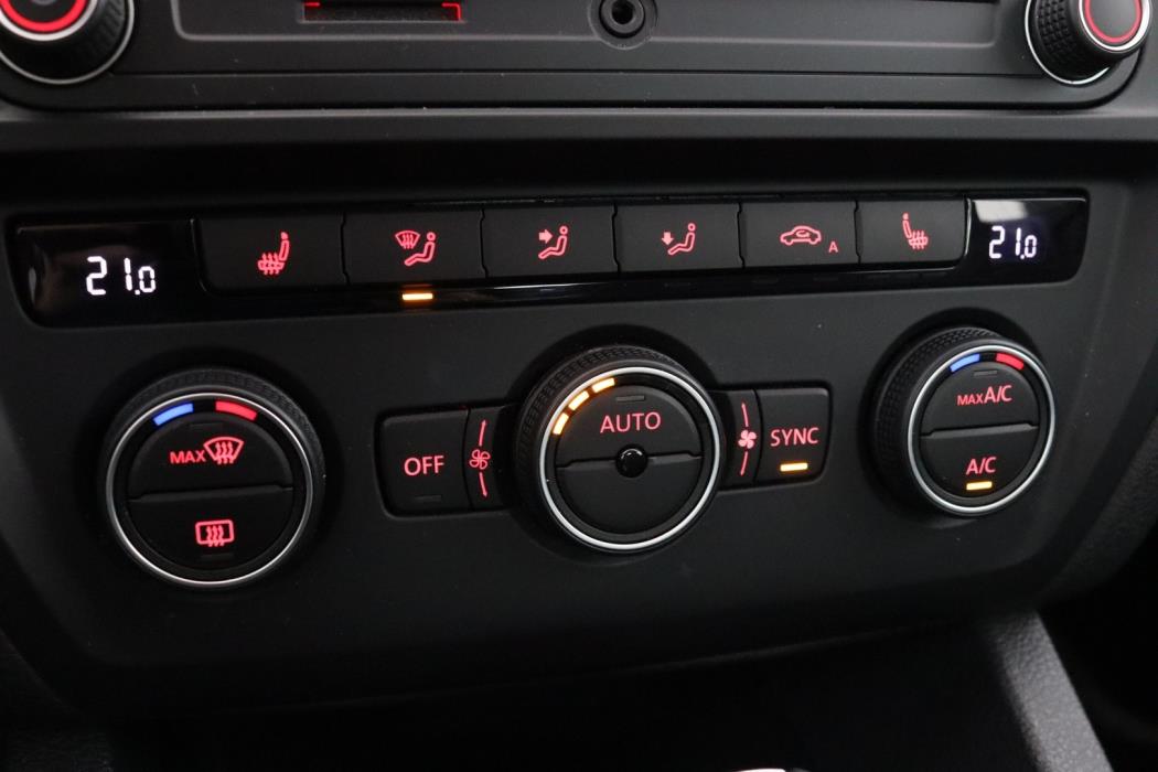 VOLKSWAGEN Jetta 2015