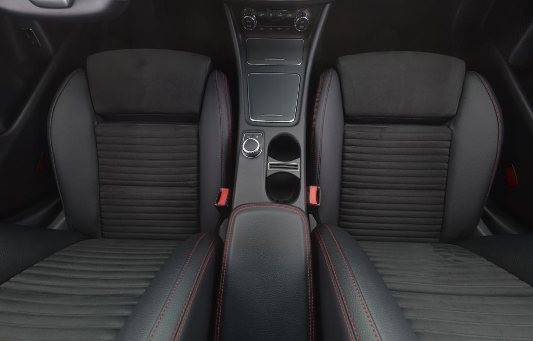 MERCEDES-BENZ CLA 2018