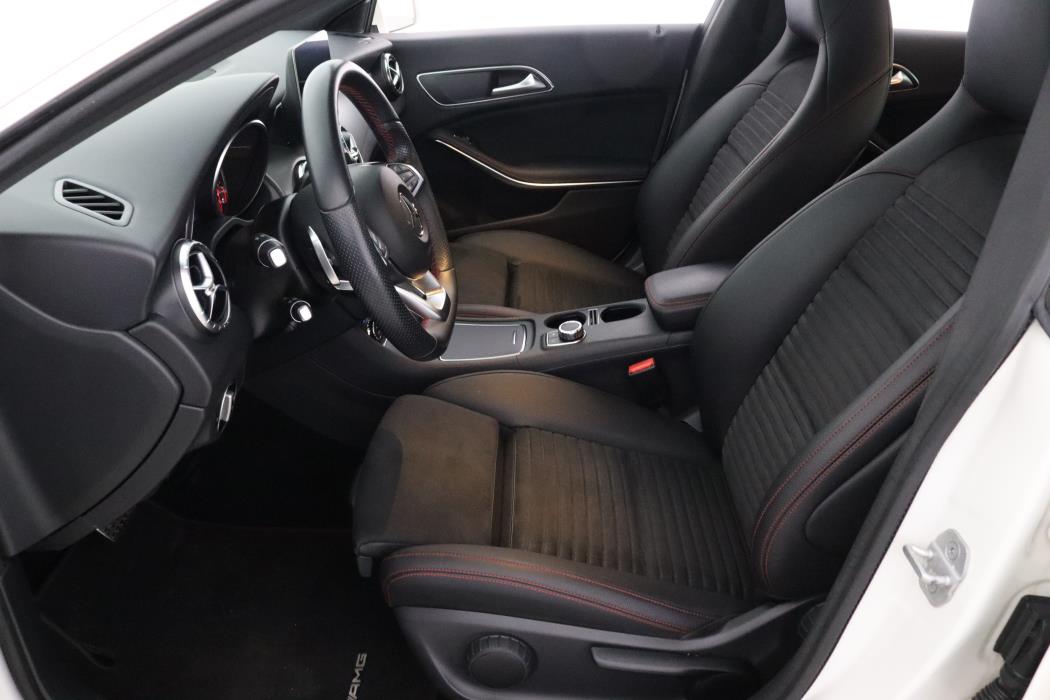 MERCEDES-BENZ CLA 2018