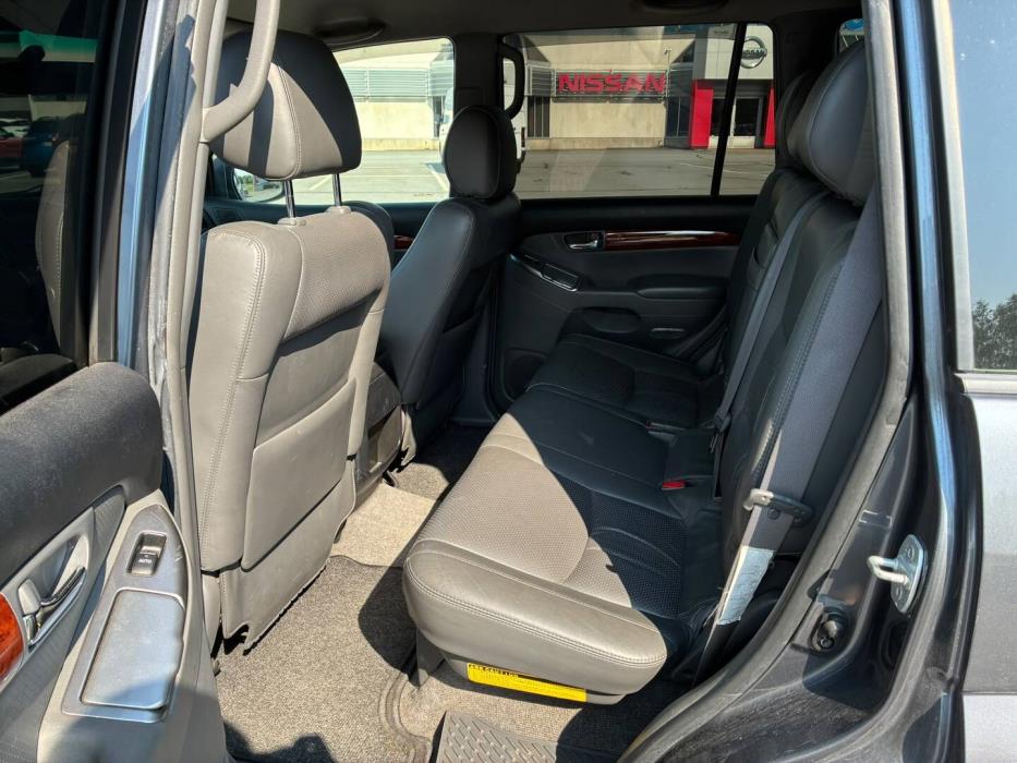 TOYOTA Land Cruiser 2006