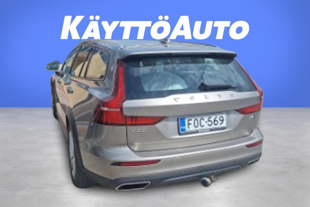 VOLVO V60 Cross Country 2019