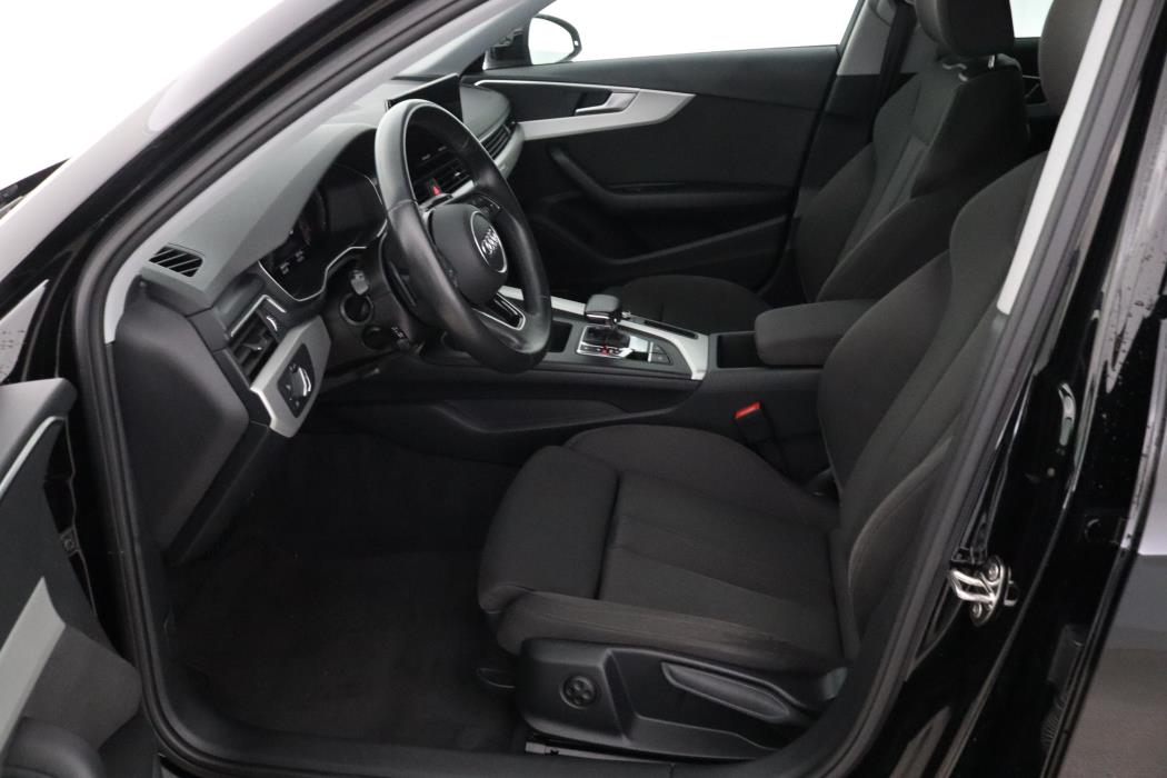 AUDI A4 allroad quattro 2022