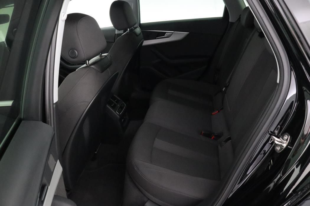 AUDI A4 allroad quattro 2022