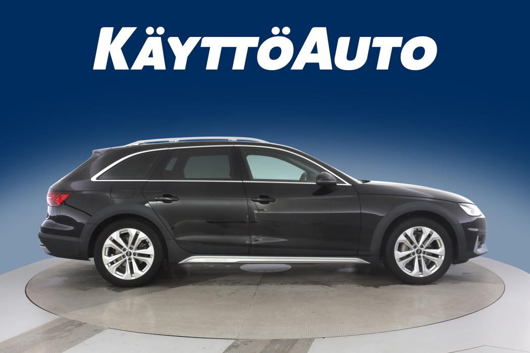 AUDI A4 allroad quattro 2022