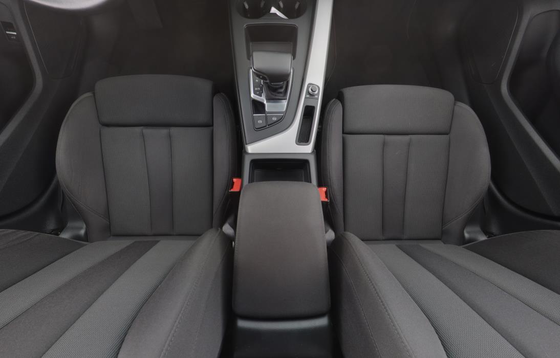 AUDI A4 allroad quattro 2022