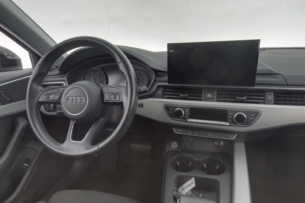 AUDI A4 2020