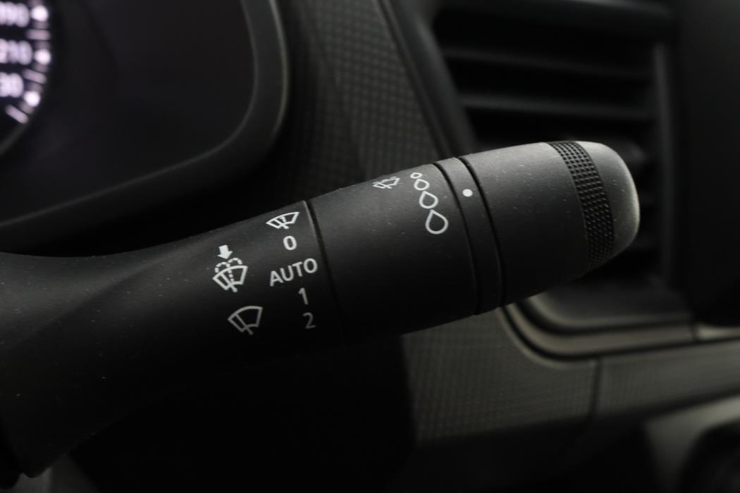 NISSAN Primastar 2022