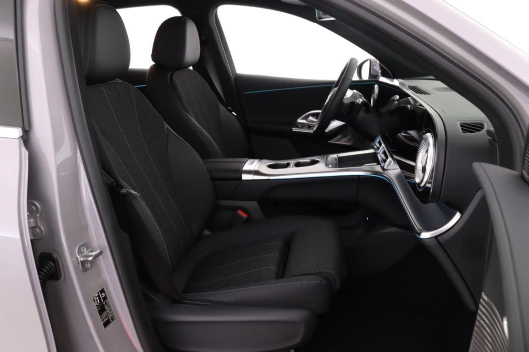 MERCEDES-BENZ GLC 2026