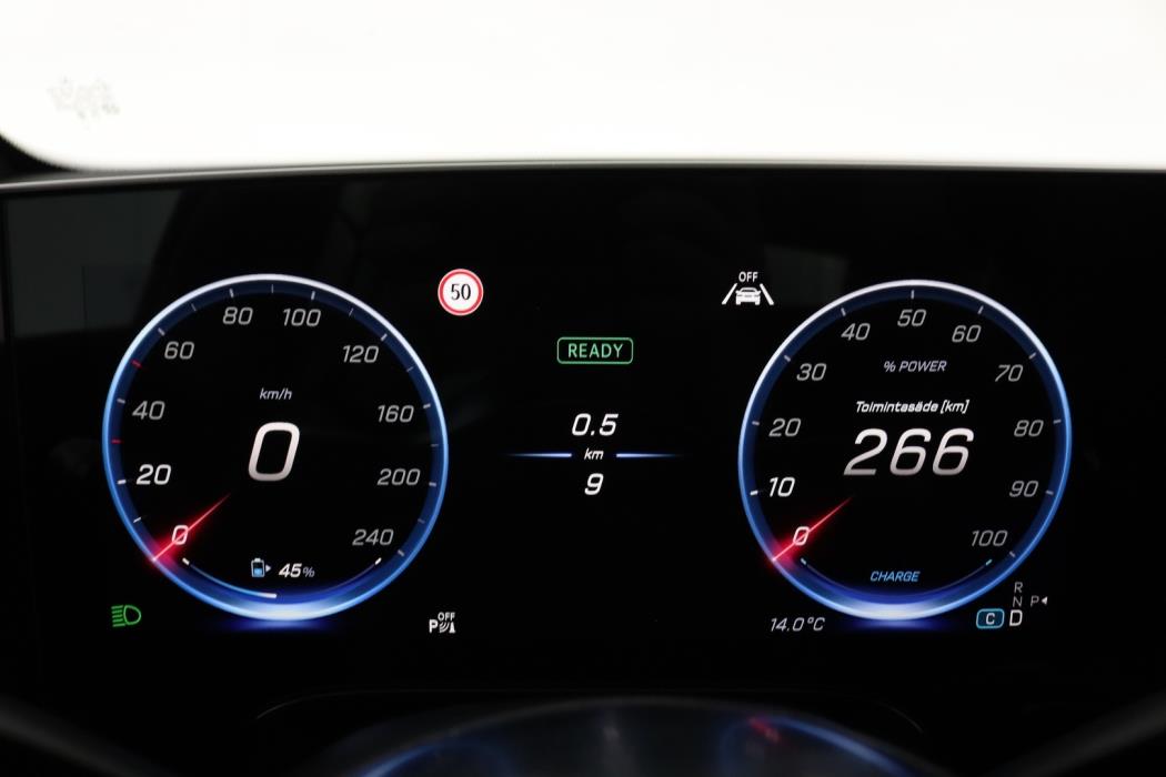 MERCEDES-BENZ GLC 2026