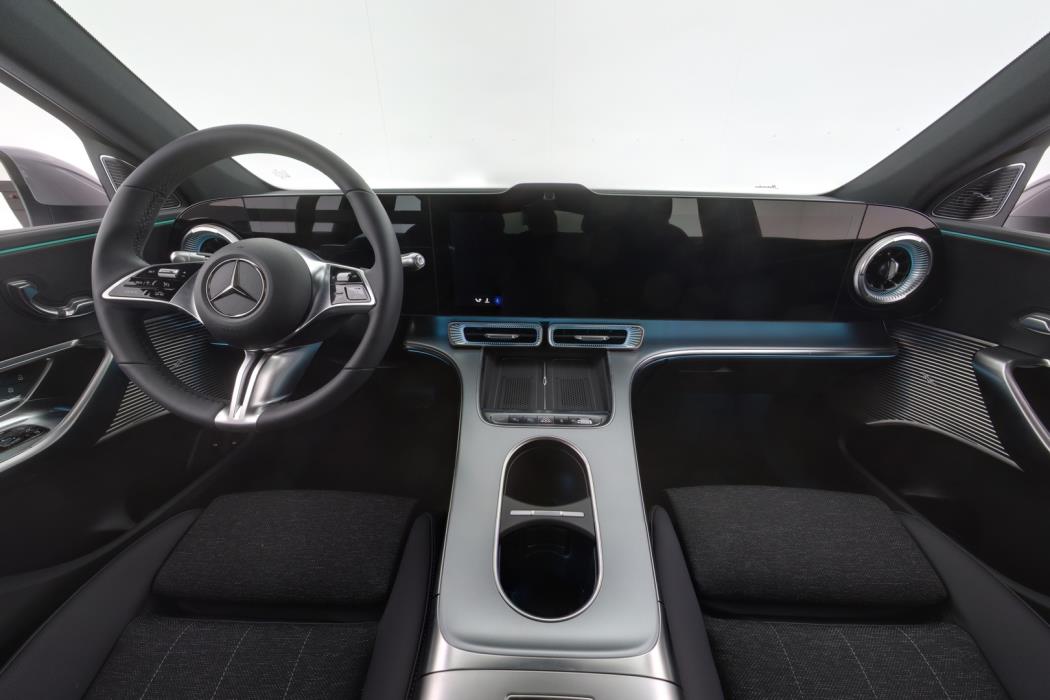 MERCEDES-BENZ GLC 2026