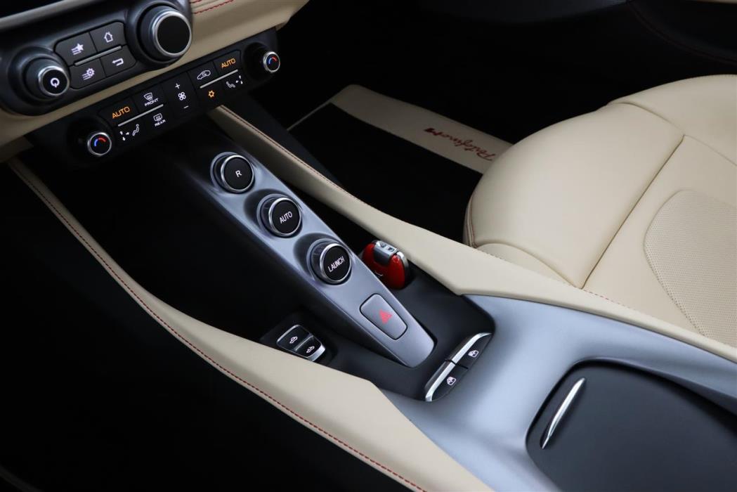 Ferrari Portofino M 2024