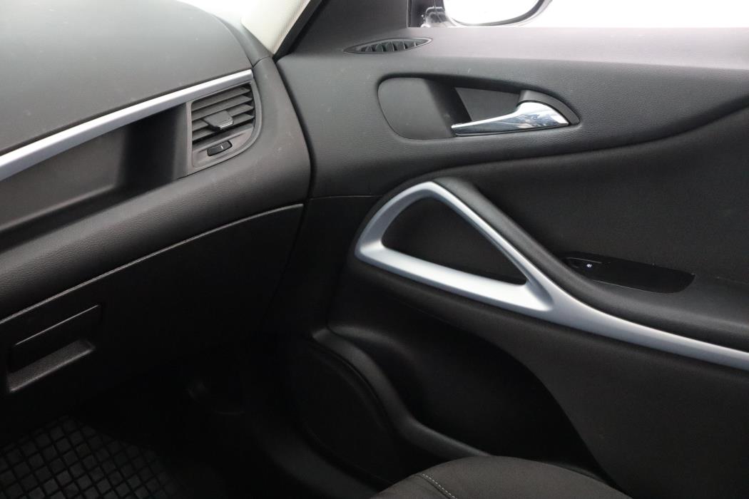 OPEL Zafira 2017