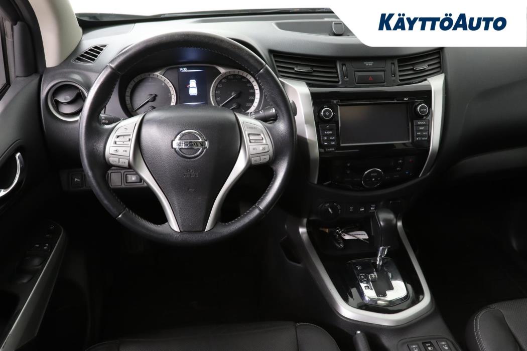 NISSAN Navara 2017