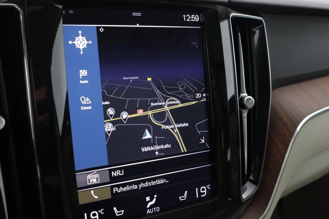 VOLVO XC60 2017