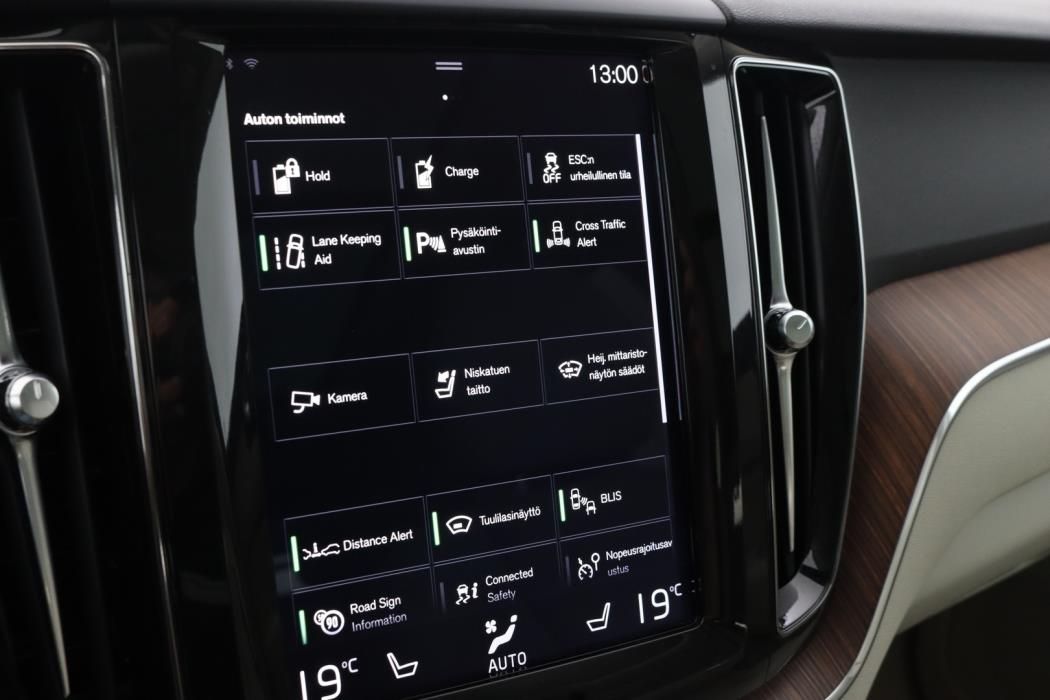 VOLVO XC60 2017