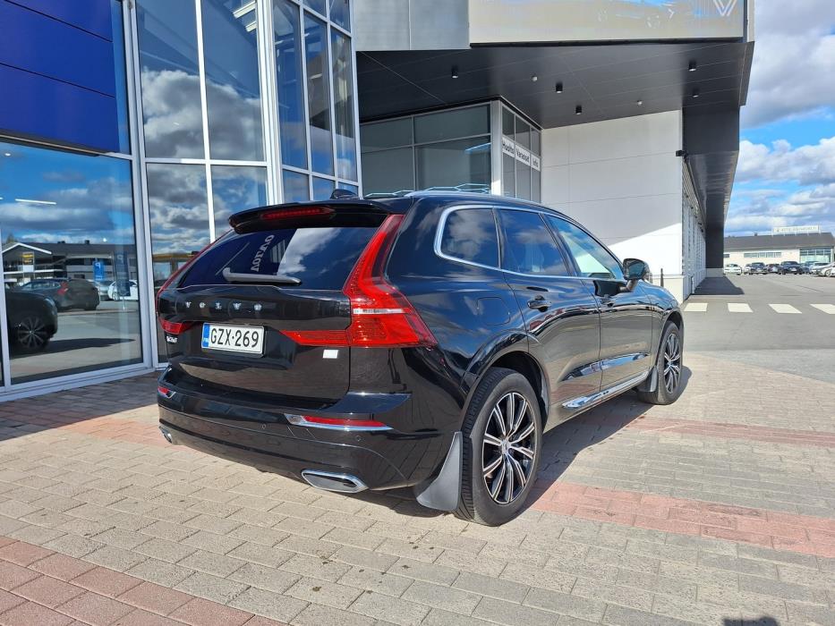VOLVO XC60 2021