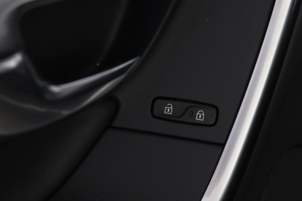 VOLVO V60 2017