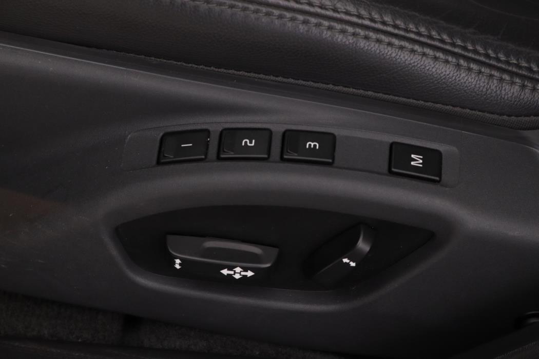 VOLVO V60 2017