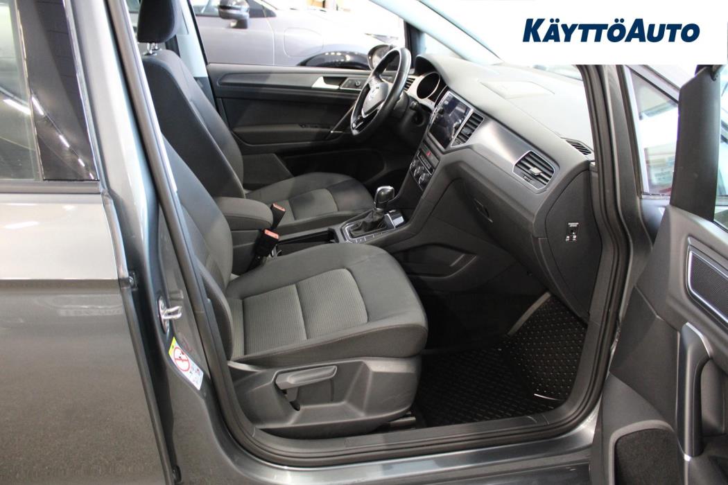 VOLKSWAGEN GOLF SPORTSVAN 2018